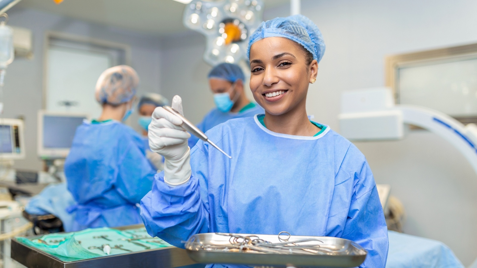 HCC Surgical Technology learning during a surgery simulation.