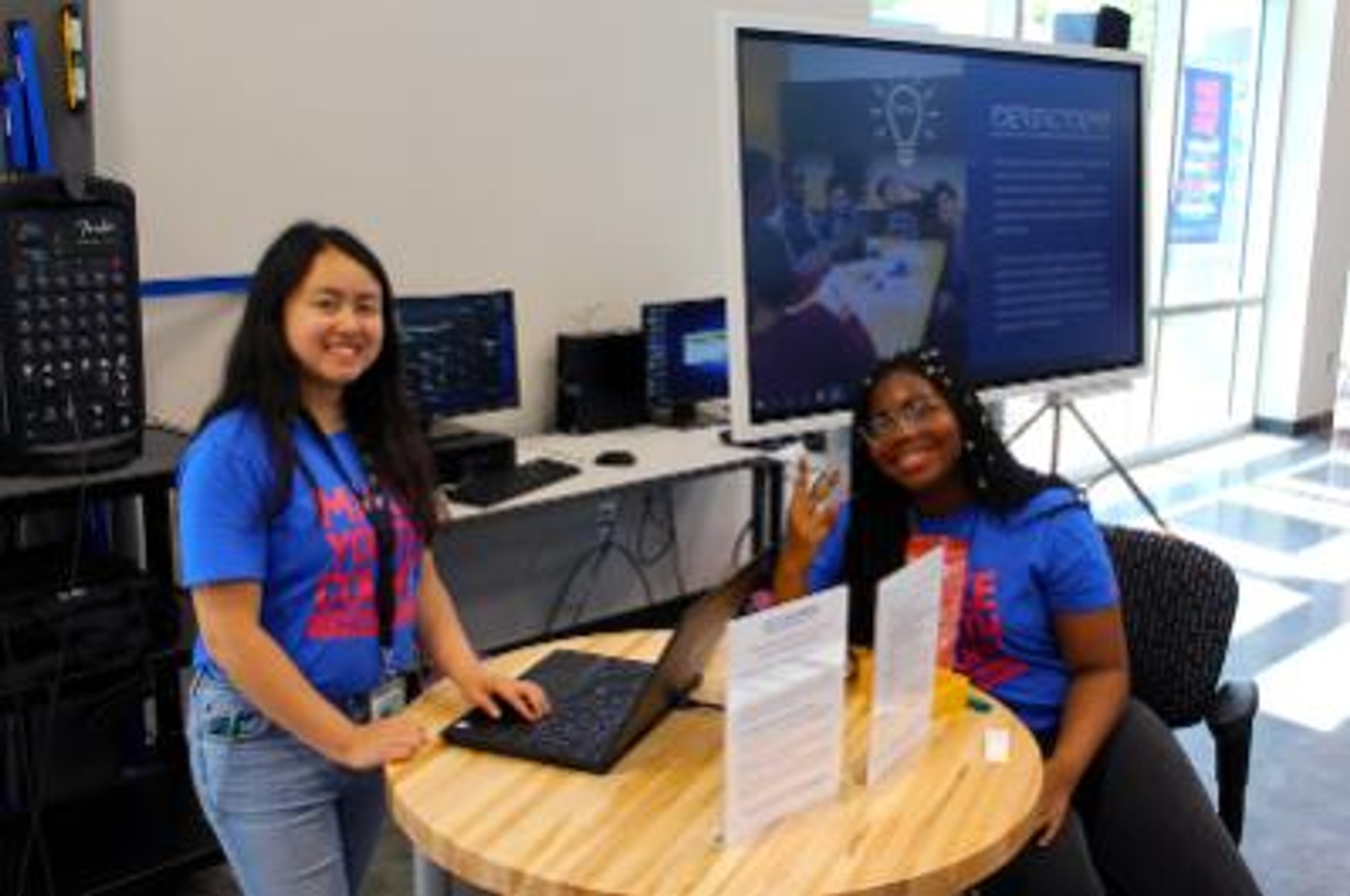 Census-Palooza-2019-399x266