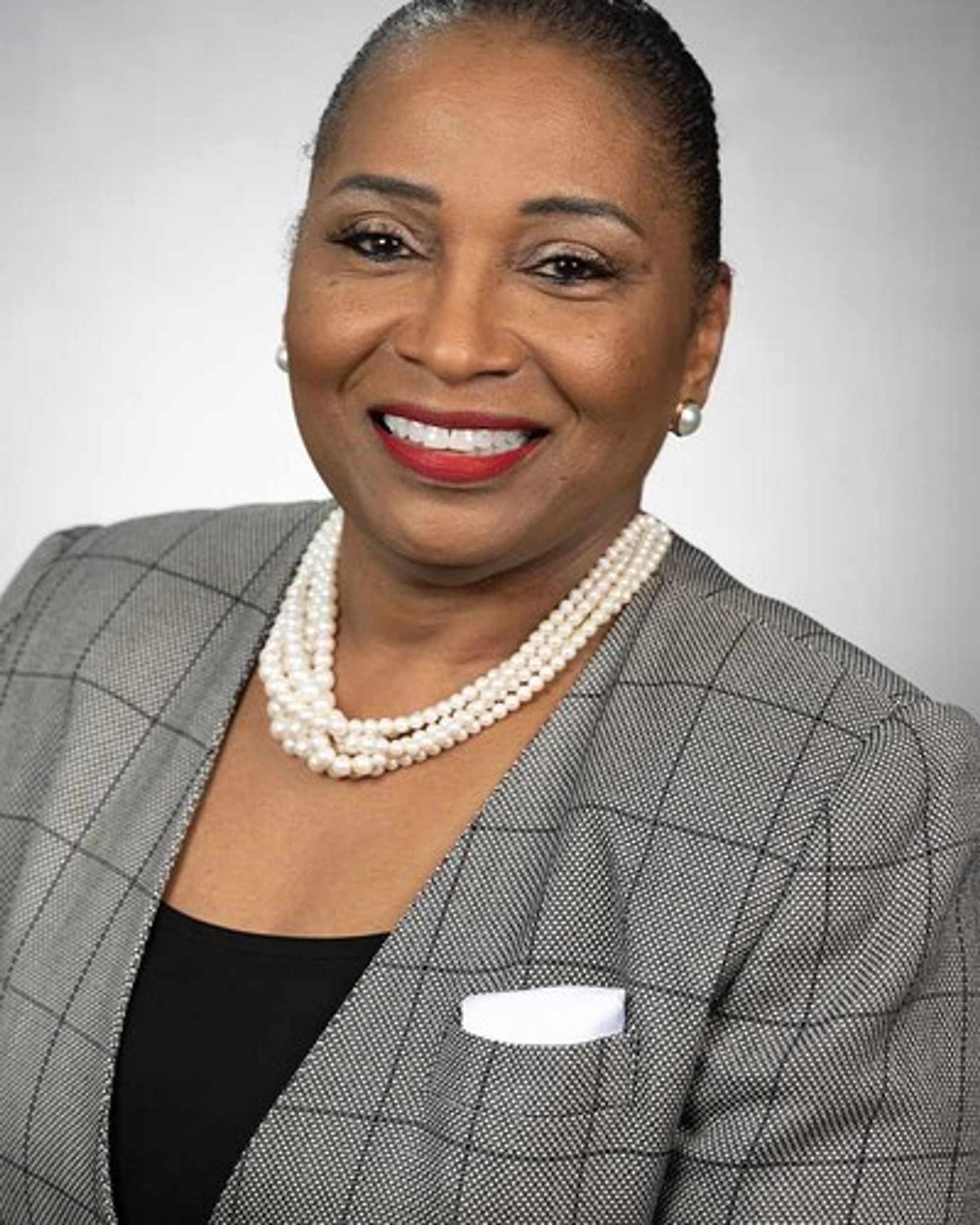 Nannette Ray