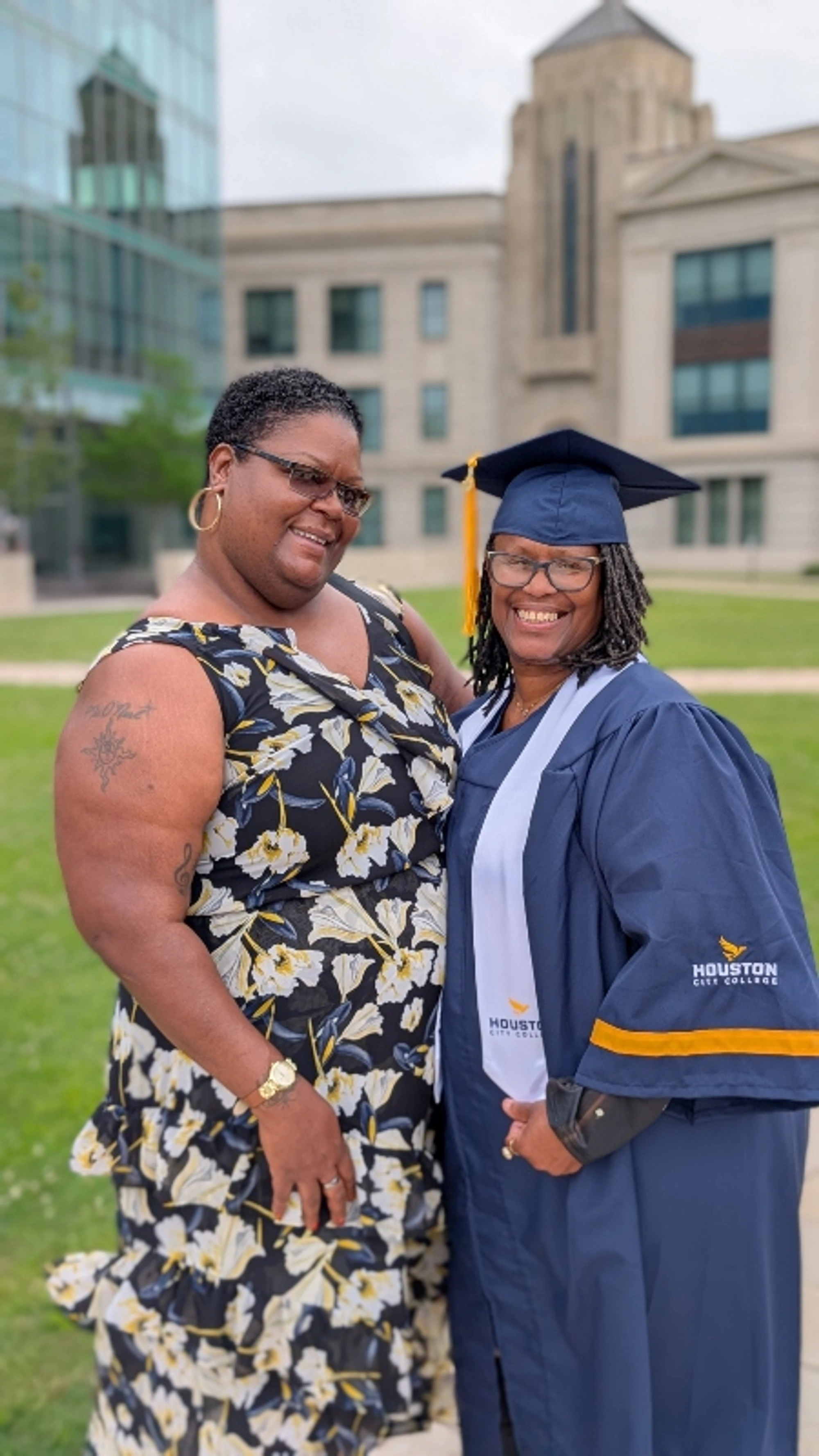 Like daughter, like mother: LaShonda O’Neal, left, and her mother Lori Anderson are now both HCC grads.