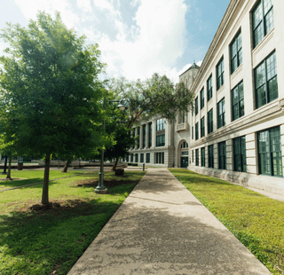 A view of the sidewalk that services the San Jacinto Building at the HCC Central Campus.
