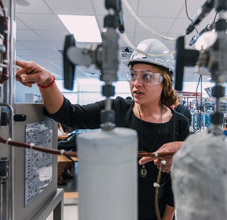 HCC Process Technology student in the lab