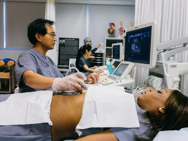HCC Coleman student using medical simulation lab