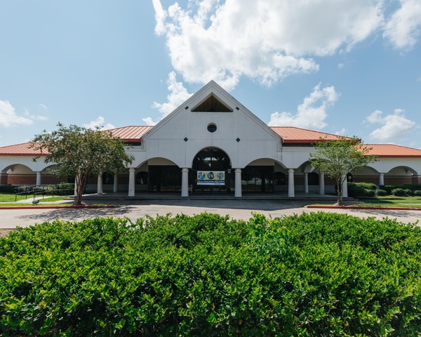 A view of a structure on the HCC Southwest College's Stafford Campus.