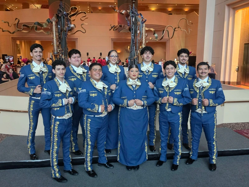 Members of Mariachi Águilas de Oro, HCC’s newly formed student mariachi ensemble pose for a group photo.
