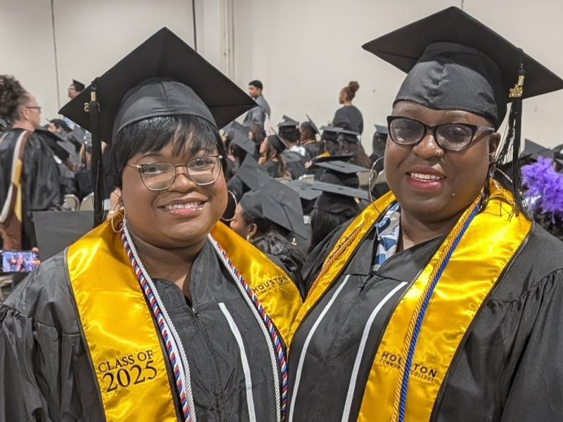 Alejandria and DeShanna Negret