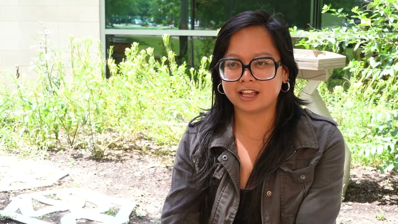 Interior design student giving a testimonial about the Idea studio